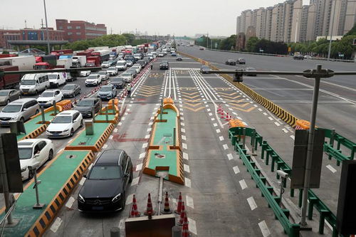 ETC設(shè)備問(wèn)題頻現(xiàn) 上海高速恢復(fù)收費(fèi)首日通行遇挑戰(zhàn)